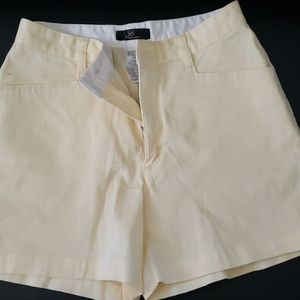 Womans Lee shorts sz 6